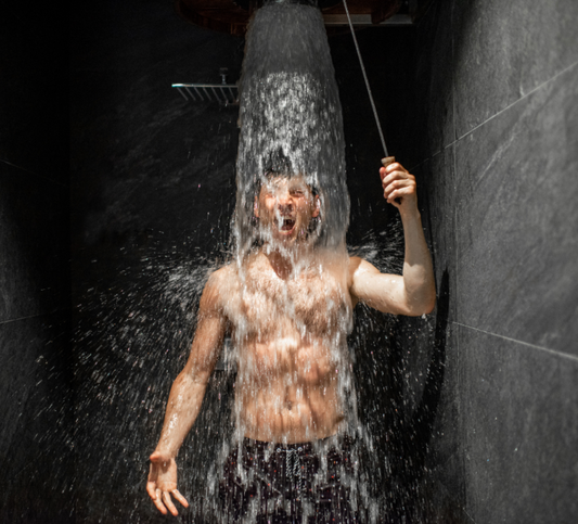 ❄️ Cold Showers for Beginners: How to Start Without Hating Your Life